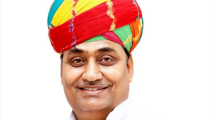 राजस्थान के शिक्षा मंत्री गोविंद सिंह डोटासरा (फेसबुक)
