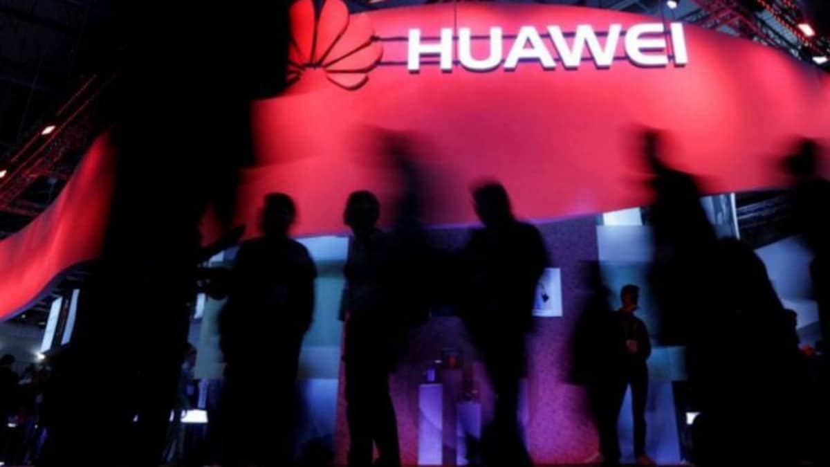 चीनी कंपनी हुआवेई पर US ने लगाया चोरी का आरोप, दर्ज किए 23 मामले - huawei us china trade war iran ban technology company meng wanzhou - AajTak