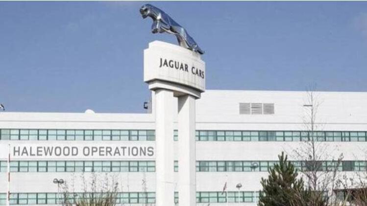 लंदन में जगुआर लैंड रोवर का कार्यालय (Photo: Reuters)