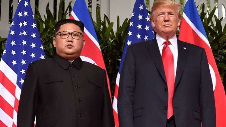 डोनाल्ड ट्रंप और किम जोंग उन