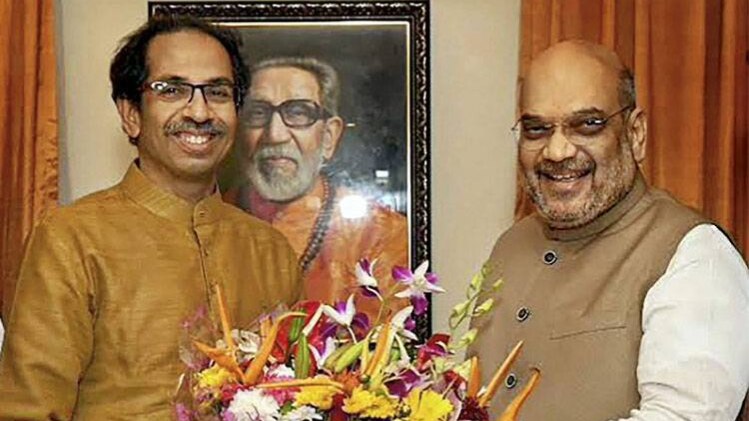 शिवसेना प्रमुख उद्धव ठाकरे और बीजेपी अध्यक्ष अमित शाह (फाइल फोटो-पीटीआई)