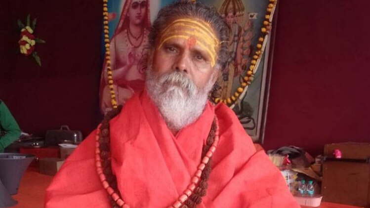 अखिल भारतीय अखाड़ा परिषद के अध्यक्ष महंत नरेंद्र गिरी महाराज