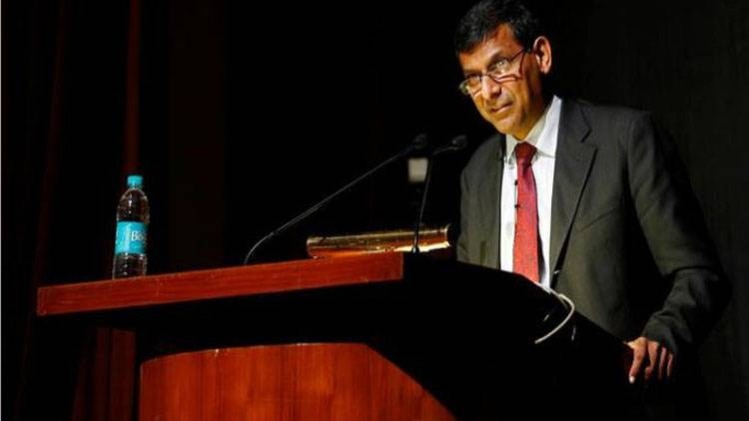 आरबीआई के पूर्व गवर्नर रघुराम राजन