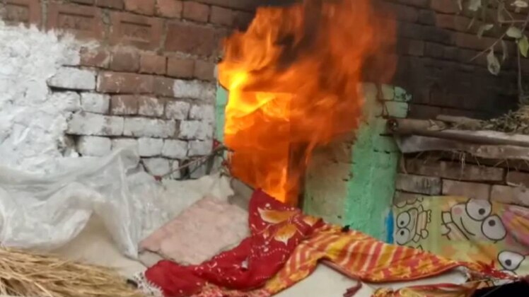 पुलिस आरोपियों की तलाश में जुट गई है (फोटो- रोहित)