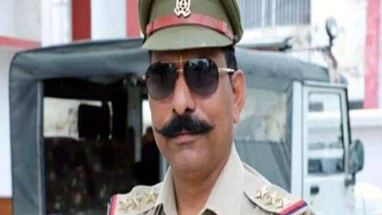 शहीद इंस्पेक्टर सुबोध कुमार सिंह(फाइल फोटो)