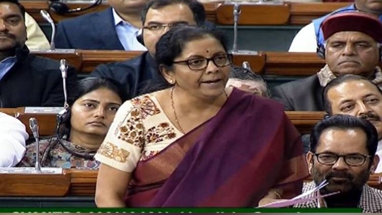 रक्षा मंत्री निर्मला सीतारमण