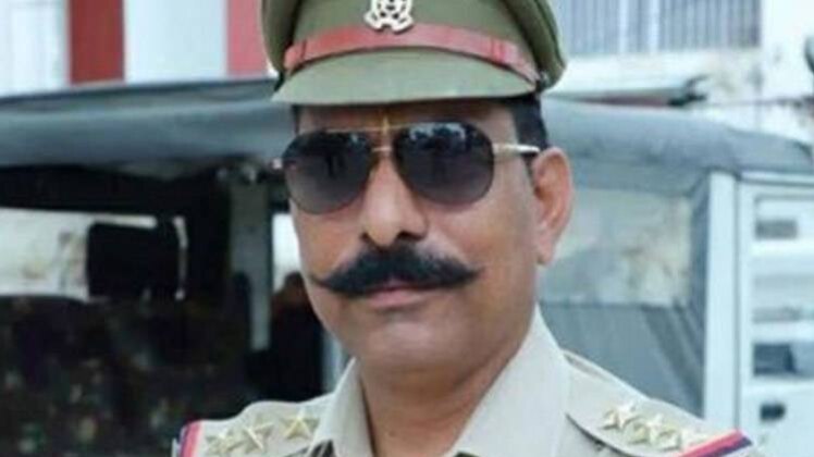 इंस्पेक्टर सुबोध सिंह. 