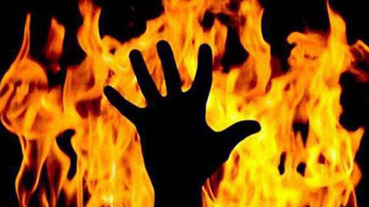 पुलिस ने दबिश देकर आरोपी पिता को गिरफ्तार कर लिया है (सांकेतिक चित्र)