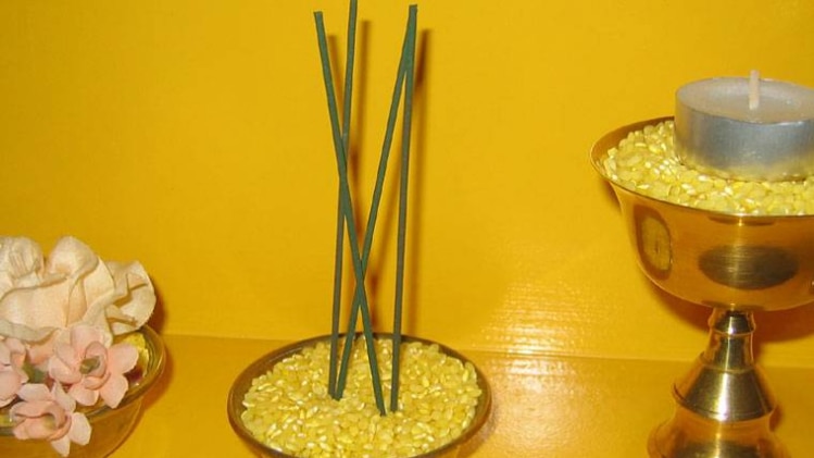 सुगंध के इस्तेमाल से दूर होगी नकारात्मक ऊर्जा