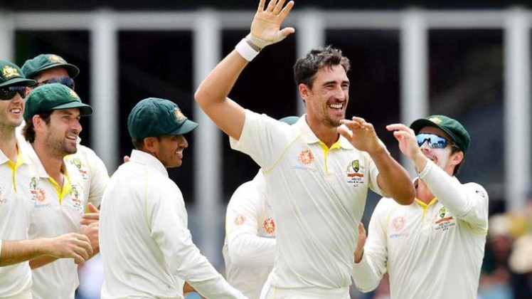  A resurgent Mitchell Starc took five wickets