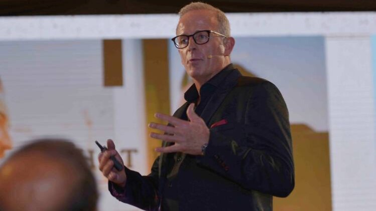 इंटरनेशनल ट्रेनर डेविड वुड (फोटो: शेखर घोष)