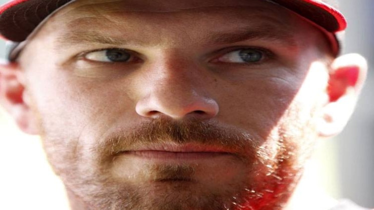 Aaron Finch (Twitter)