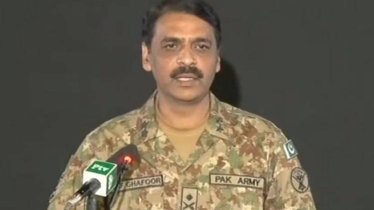 पाक सेना के प्रवक्ता आसिफ गफूर