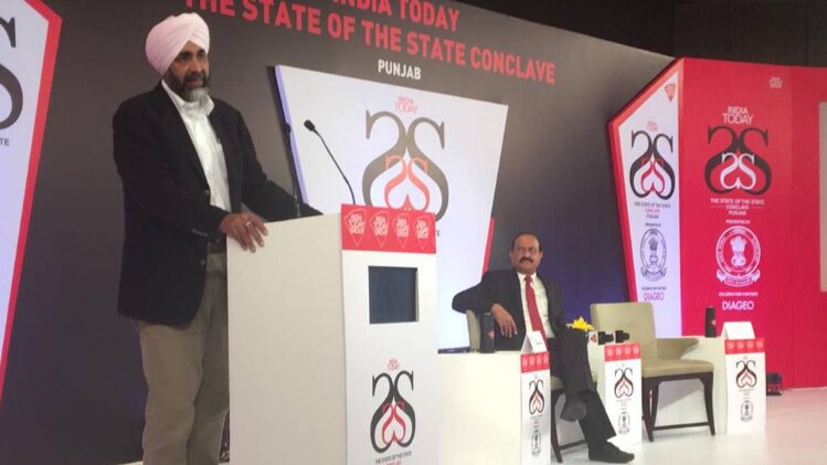 इंडिया टुडे स्टेट ऑफ स्टेट कॉन्क्लेव को संबोध‍ि‍त करते पंजाब के वित्त मंत्री मनप्रीत बादल 