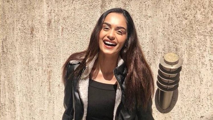 मानुषी छिल्लर