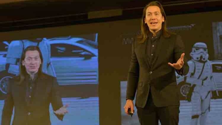 समिट को संबोध‍ित करते टुमारो के सीईओ माइक वाल्श (फोटो: शेखर घोष)