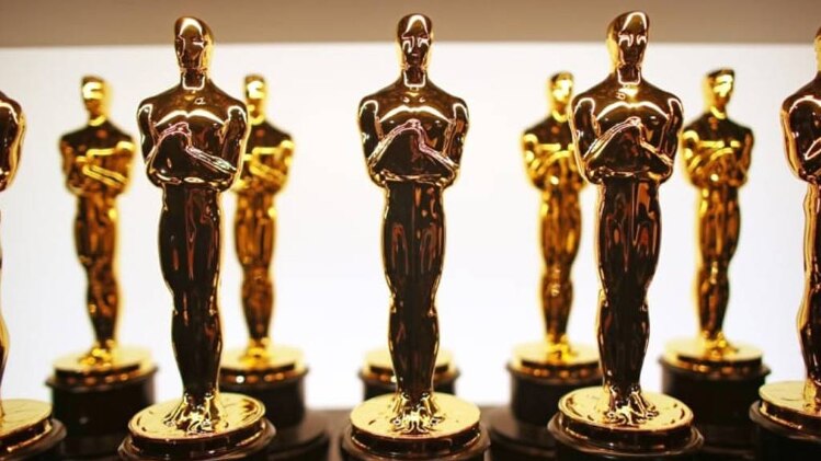 ऑस्कर स्टैचू सोर्स CBC.ca