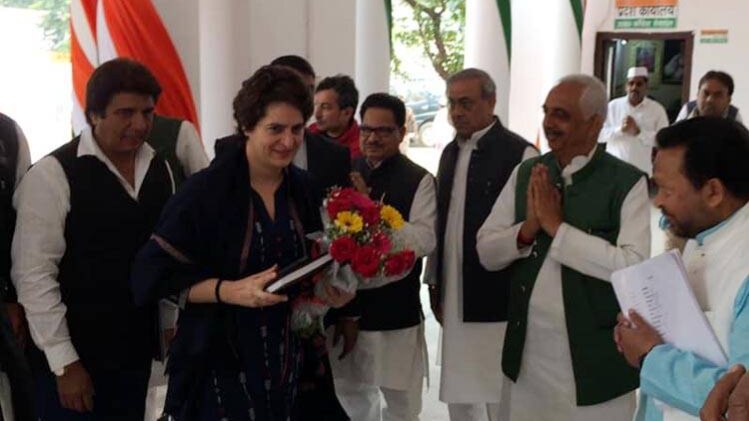 प्रियंका गांधी (फोटो-twitter)