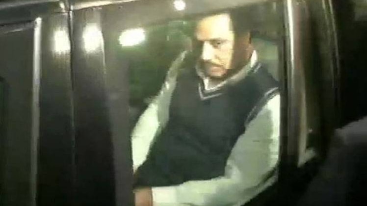 ईडी दफ्तर से निकले रॉबर्ट वाड्रा (फोटो-ANI)