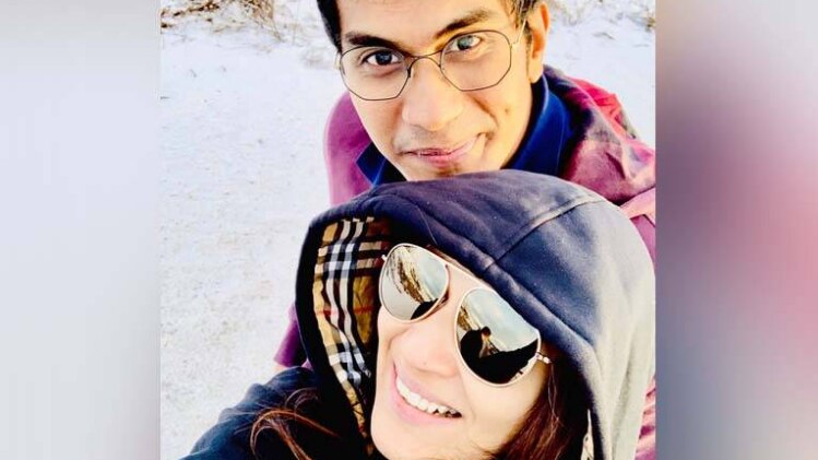 सौंदर्या रजनीकांत अपने पति विशिगन के साथ