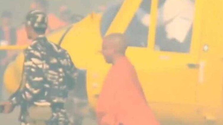 एक फेसबुक पेज ने दावा किया कि योगी का कॉपर बंगाल में पहुंचा था