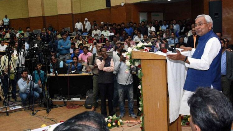 बिहार के मुख्यमंत्री नीतीश कुमार (फोटो-आजतक)