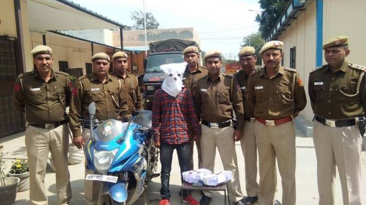 गिरफ्त में हत्यारा