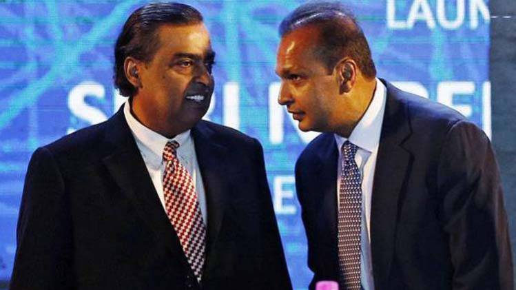 बड़े भाई की मदद से अनिल अंबानी ने चुकाया कर्ज 