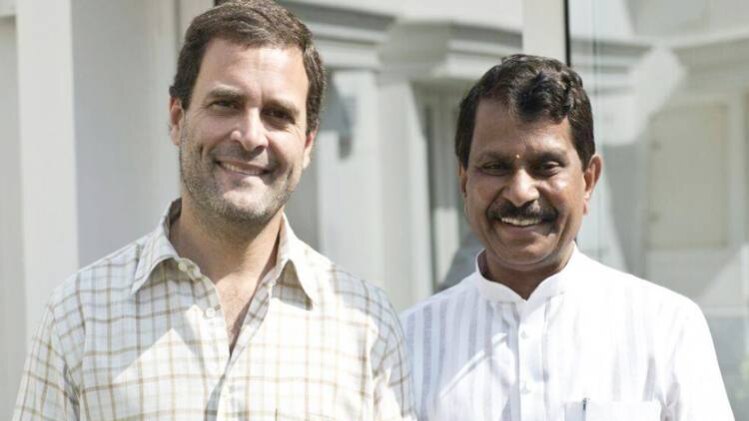 कांग्रेस अध्यक्ष के साथ सांसद बी. एन. चंद्रप्पा (फोटो- फेसबुक)