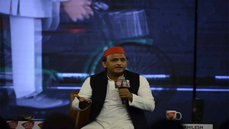 अखिलेश यादव