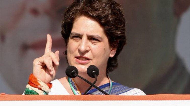 अहमदाबाद कांग्रेस कार्यसमिति की बैठक में राहुल गांधी (फोटो-ट्विटर) 