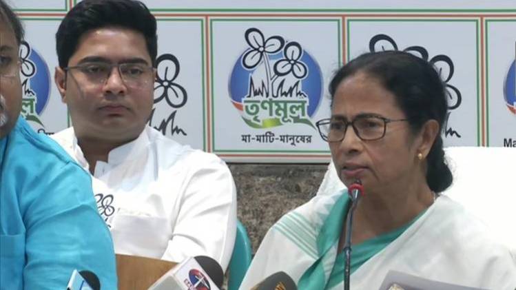 ममता बनर्जी (ANI)