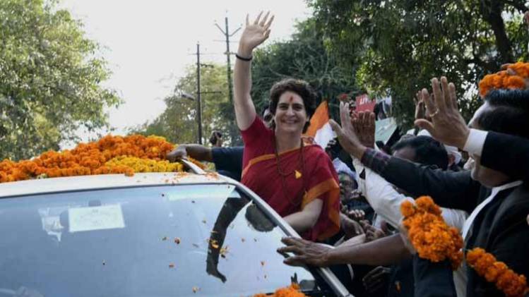 प्रियंका गांधी बुधवार को वाराणसी का दौरा करेंगी (फोटो-ट्विटर)
