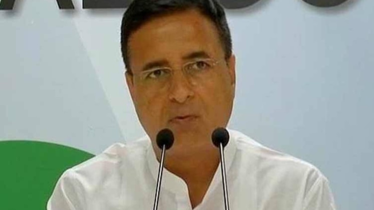 कांग्रेस के नेता रणदीप सिंह सुरजेवाला (फाइल-ट्विटर)