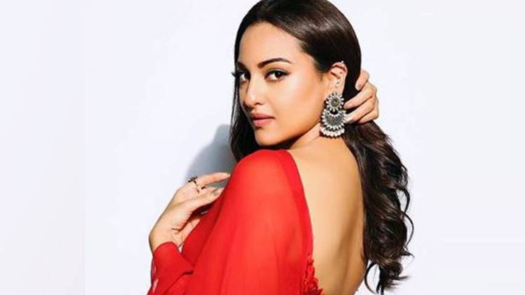 सोनाक्षी स‍िन्हा