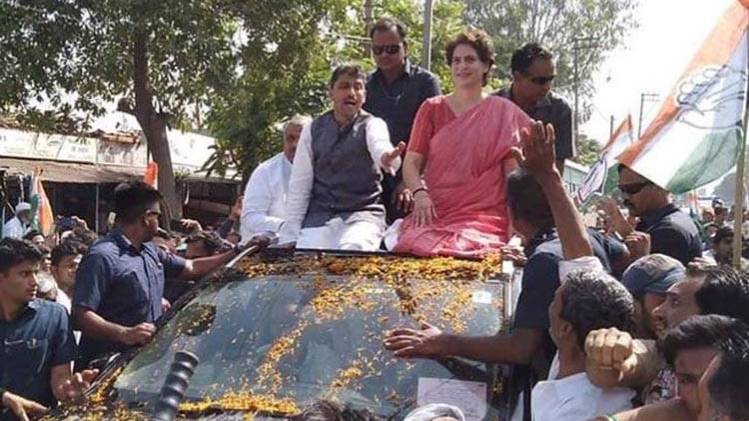 प्रियंका गांधी और इमरान मसूद का रोड शो