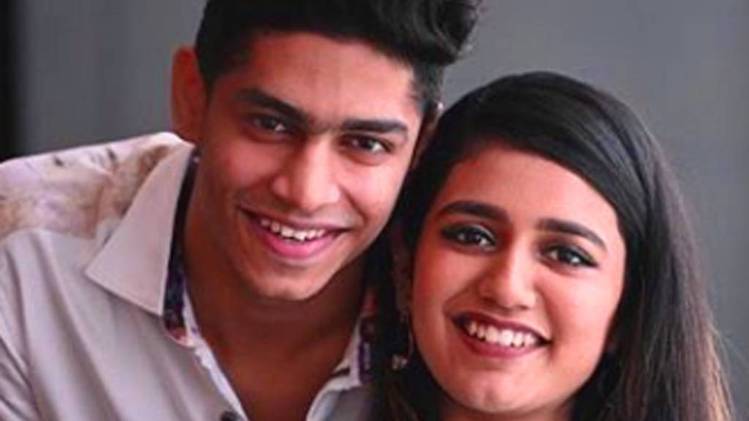 इंस्टाग्राम पर शेयर की गई प्रिया प्रकाश वारियर और रोशन अब्दुल रहुफ की तस्वीर 