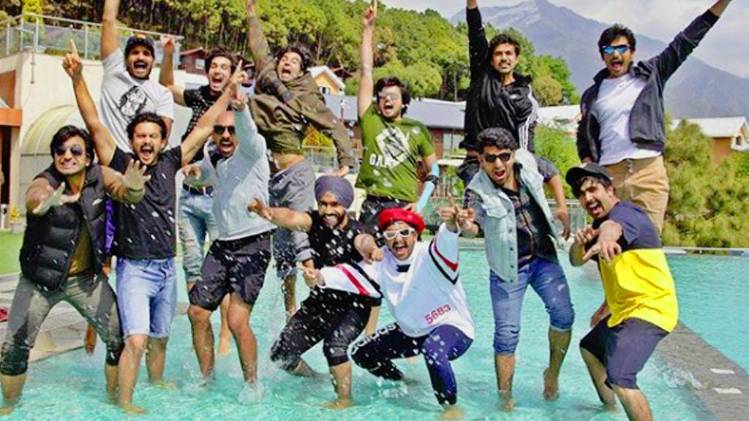 रणवीर सिंह और 83 की टीम