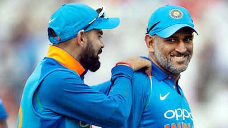 विराट-धोनी (फाइल)