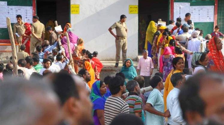 पहले चरण की वोटिंग पूरी हुई