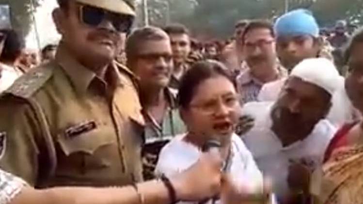 फर्जी दावे के साथ नुक्कड़ नाटक का वीडियो वायरल