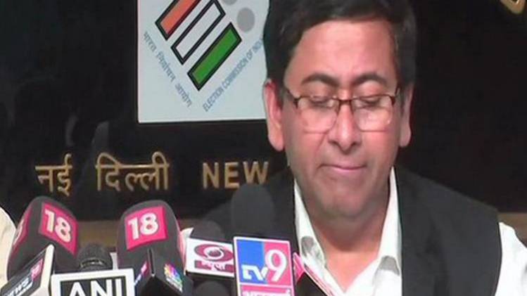 चुनाव आयोग ने बंगाल में चुनाव प्रचार का समय घटाया (ANI)