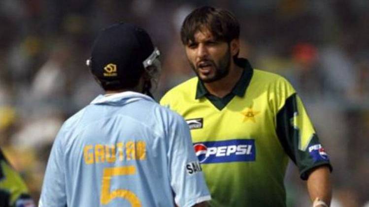 गौतम गंभीर और शाहिद आफरीदी (फाइल फोटो)