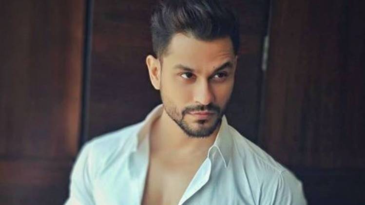 एक्टर कुणाल खेमू