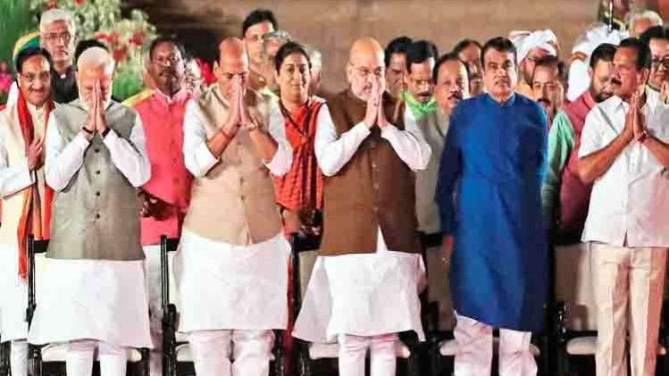 नरेंद्र मोदी की नई कैबिनेट.