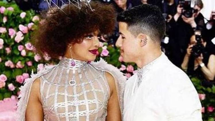 प्रियंका चोपड़ा संग निक जोनस 