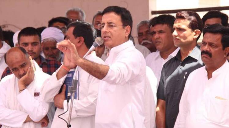 कांग्रेस प्रवक्ता रणदीप सुरजेवाला (फोटो-टि्वटर)