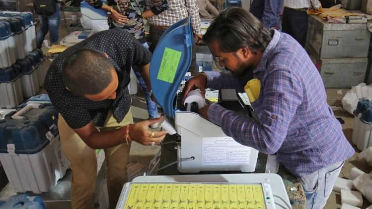 Lok sabha elections 2019 phase 5 (फोटो-रॉयटर्स)