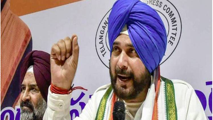 चुनावी सभा में दिए बयान को लेकर नवजोत सिंह सिद्धू की किरकिरी