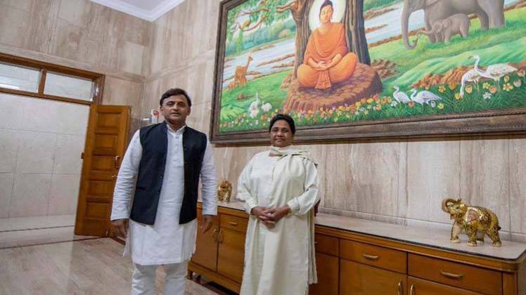 मायावती और अखिलेश यादव (फोटो-टि्वटर)